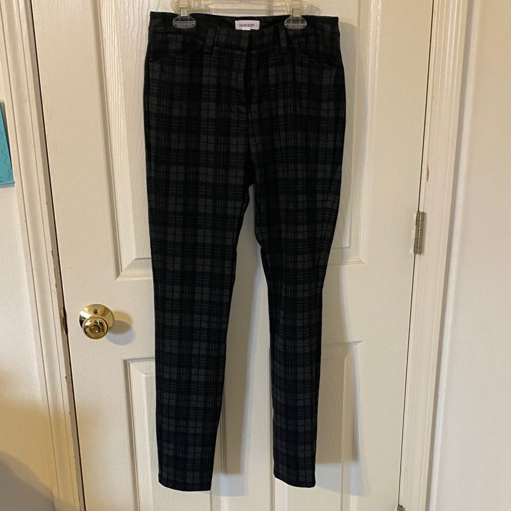 Calvin Klein Dark Plaid Leggings